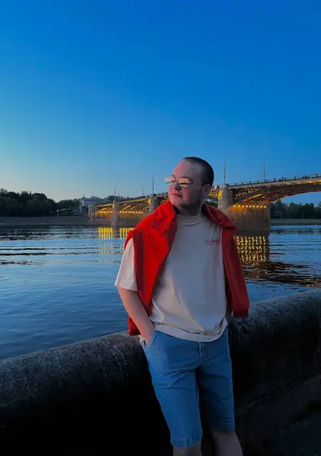 Я Илья, 20, из Твери, ищу знакомство для дружбы