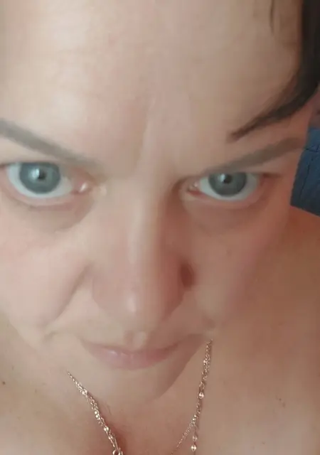 Я Лариса, 43, знакомлюсь для приятного времяпровождения в Челябинске