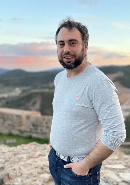 Soy Pierluiggi, 36 años, conociéndome para lío de una noche en Moscú