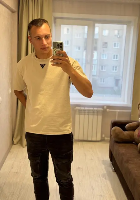 Максим из Новокузнецка, ищу на сайте общение