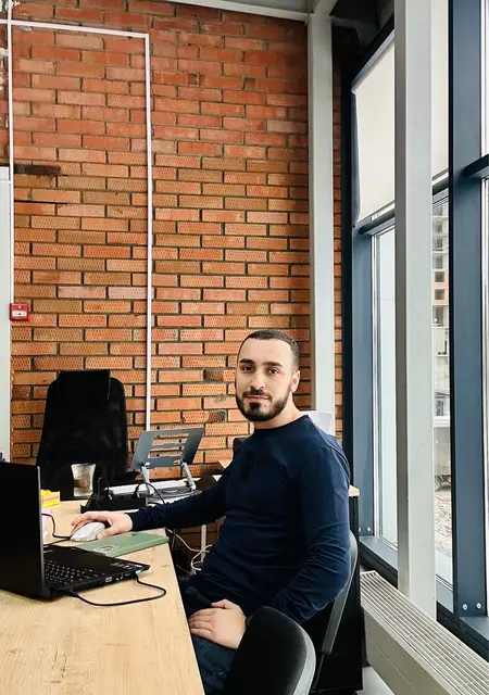 Руслан из Новосибирска, ищу на сайте общение