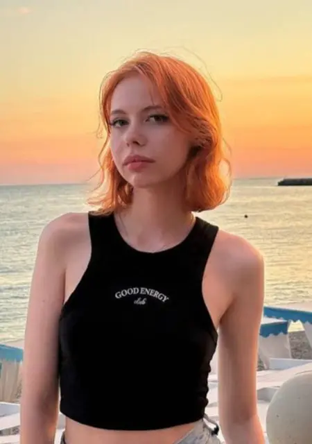 Я Кира, 19, знакомлюсь на одну ночь в Новосибирске