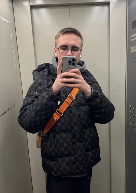 Я Danila, 20, из Полярного, ищу знакомство для постоянных отношений