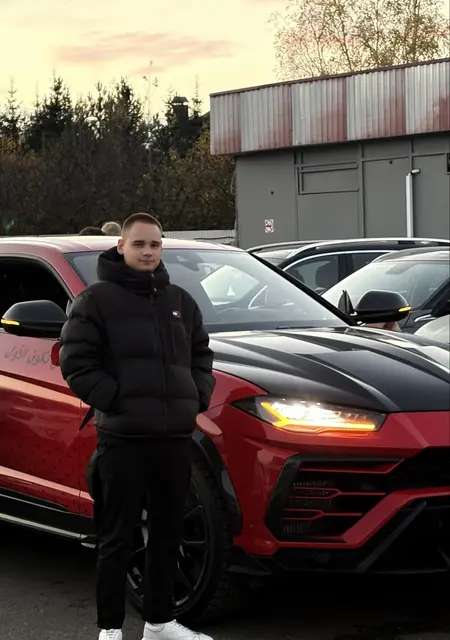 Владислав из Москвы, мне 21, познакомлюсь для общения