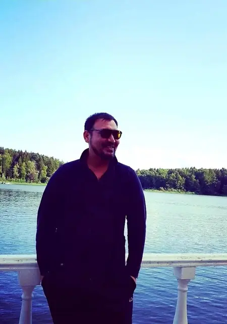 Я Уктам, 39, знакомлюсь для открытые отношения в Люберцах