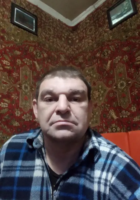 Андрей из Ульяновска, ищу на сайте знакомства без обязательств