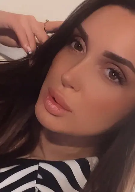 Я Лиза, 29, из Санкт-Петербурга, ищу знакомство для общения