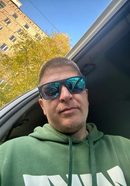 Кирилл из Чусового, мне 35, познакомлюсь для приятного времяпровождения