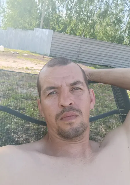 Костик из Копейска, ищу на сайте знакомства на одну ночь