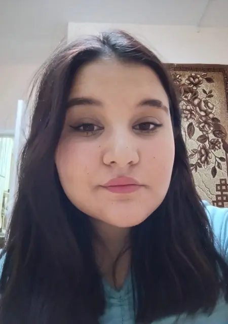 Я Ксения, 23, из Комсомольска-на-Амуре, ищу знакомство для постоянных отношений