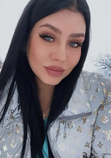 Я Елизавета, 34, из Вышнего Волочка, ищу знакомство для совместных путешествий