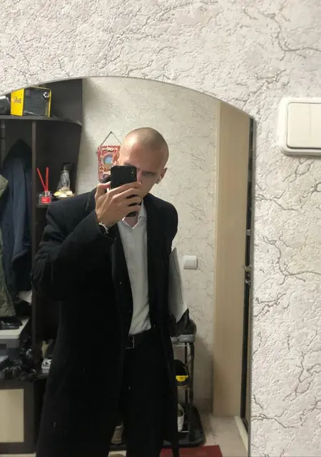 Кирилл из Брянска, мне 23, познакомлюсь для открытые отношения