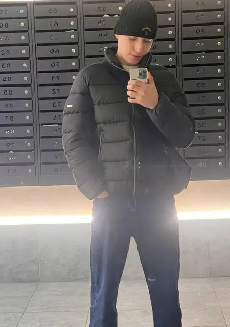 Rafis из Новосибирска, мне 20, познакомлюсь на одну ночь