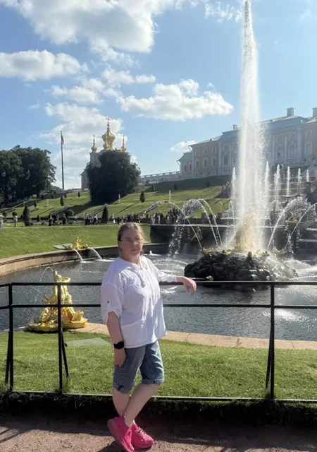 Я Яна, 33, из Санкт-Петербурга, ищу знакомство для постоянных отношений