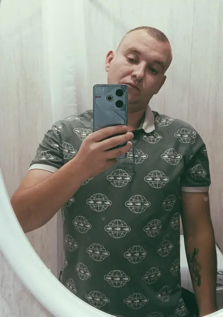 Я Андрей, 24, знакомлюсь для открытые отношения в Твери