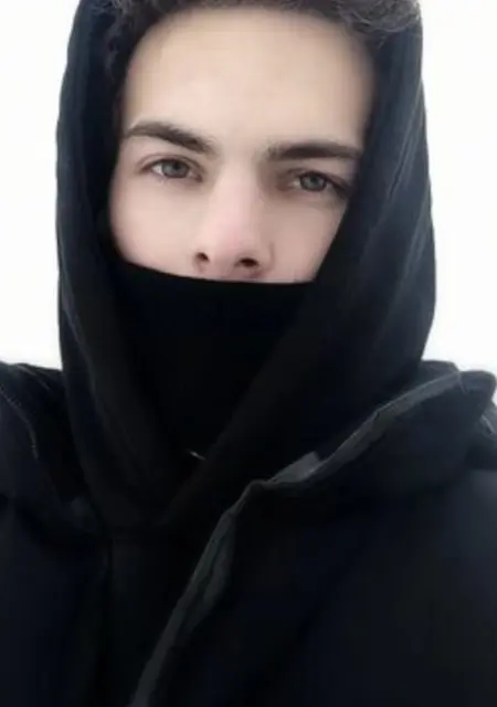 Я Ваня, 24, знакомлюсь для общения в Курумоче