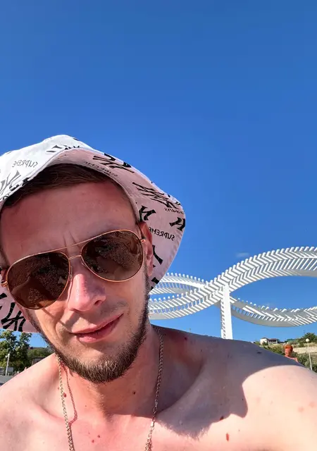 Антон из Ессентуков, ищу на сайте приятное времяпровождение