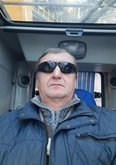 Я Дмитрий, 54, из Хабаровска, ищу знакомство для постоянных отношений