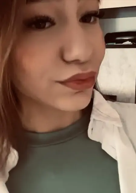 Я Полина, 18, из Ульяновска, ищу знакомство для дружбы