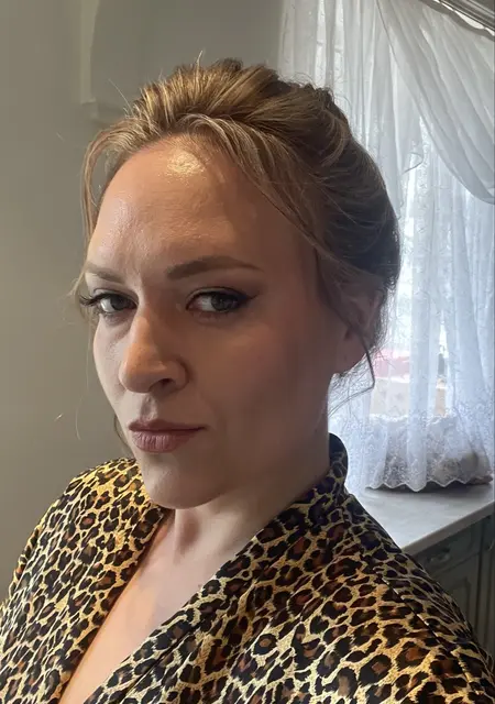 Я Луиза, 36, знакомлюсь на одну ночь в Санкт-Петербурге