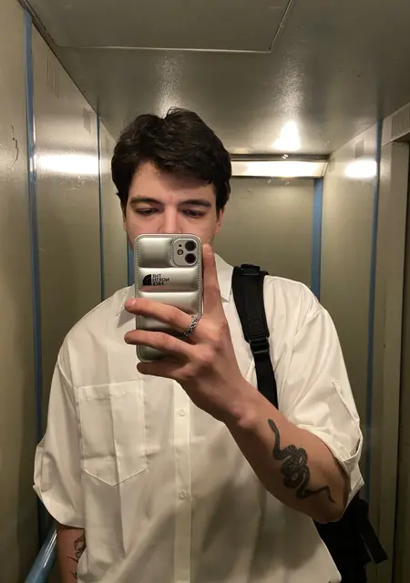 Даниил из Дзержинска, ищу на сайте дружбу