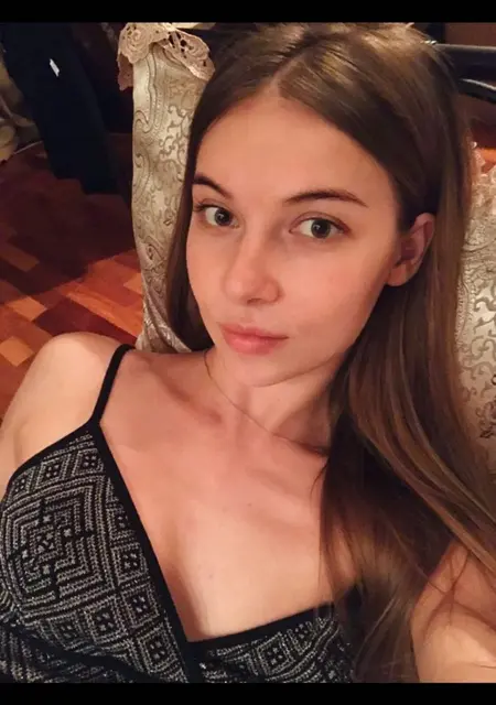 Я Алина, 25, из Мосальска, ищу знакомства без обязательств