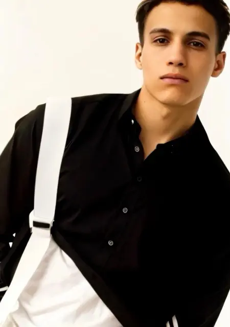 Артем из Миасса, ищу на сайте общение