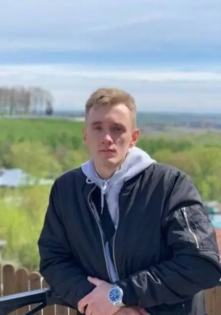 Я Максим, 31, из Смоленска, ищу знакомства на одну ночь