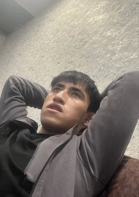 Я Ali, 18, знакомлюсь на одну ночь в Волгограде