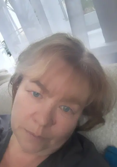 Анна из Екатеринбурга, ищу на сайте приятное времяпровождение