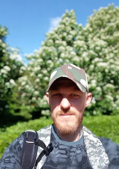 Владимир из Симферополя, ищу на сайте знакомства без обязательств