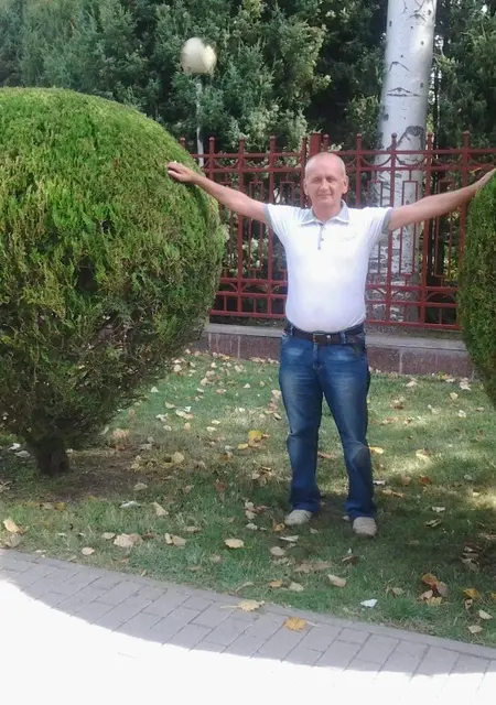 Я Иван, 58, из Екатеринбурга, ищу знакомство для вирта