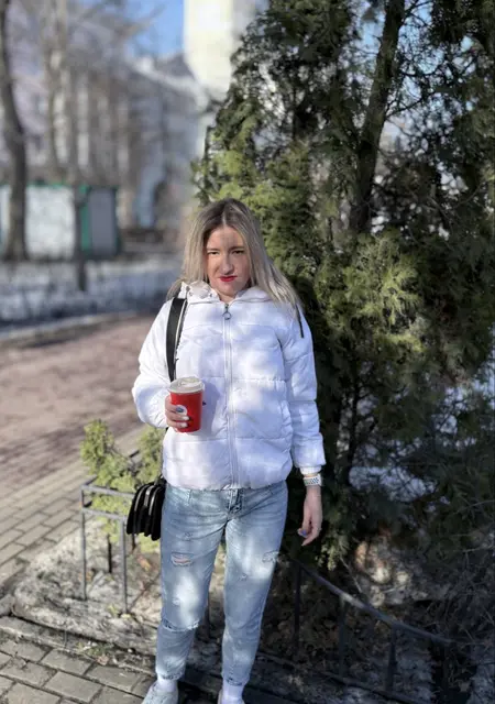 Машуля из Воронежа, ищу на сайте постоянные отношения