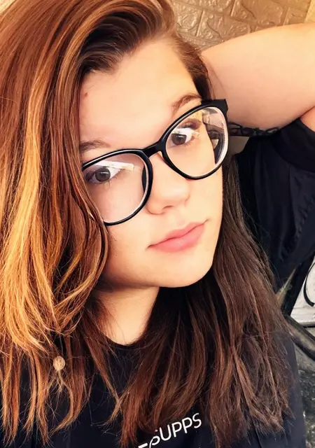 Я Дарина, 28, знакомлюсь для дружбы в Москве