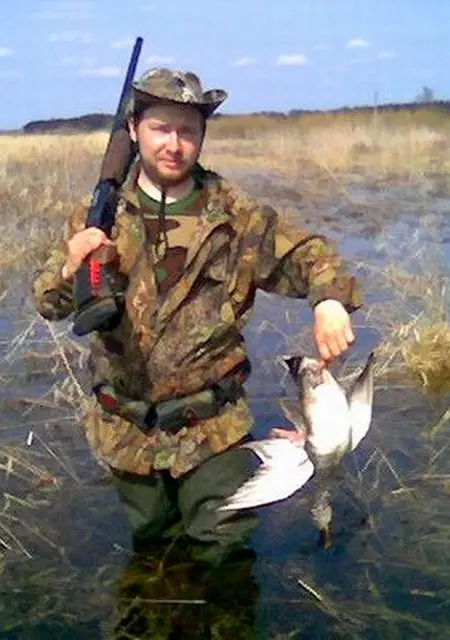 Я Карл, 42, из Губкина, ищу знакомства на одну ночь