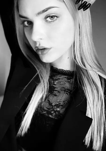 Я Ника, 21, из Нижнего Новгорода, ищу знакомство для вирта