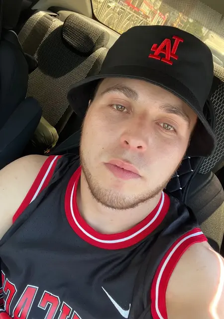 Я Али, 27, из Новочеркасска, ищу знакомство для дружбы