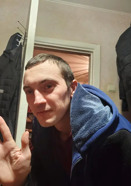 Андрей из Керчи, мне 40, познакомлюсь на одну ночь