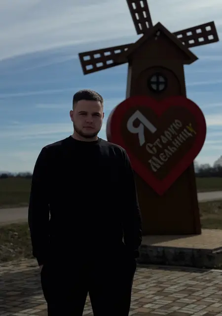 Нодар из Армавира, мне 22, познакомлюсь для вирта