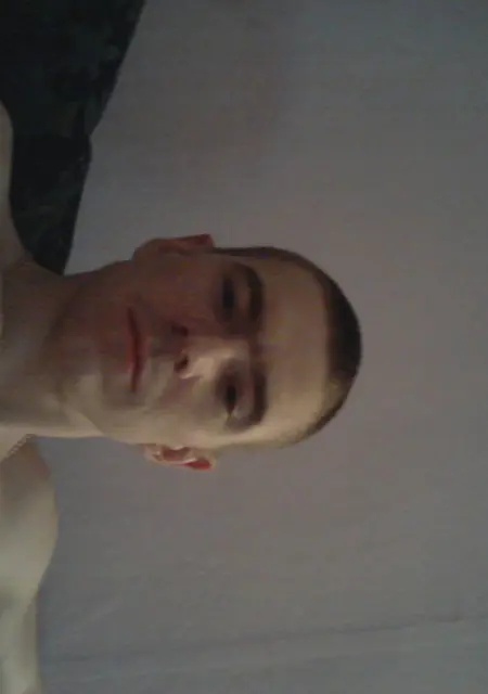 Я Тоха, 41, знакомлюсь на одну ночь в Алдане