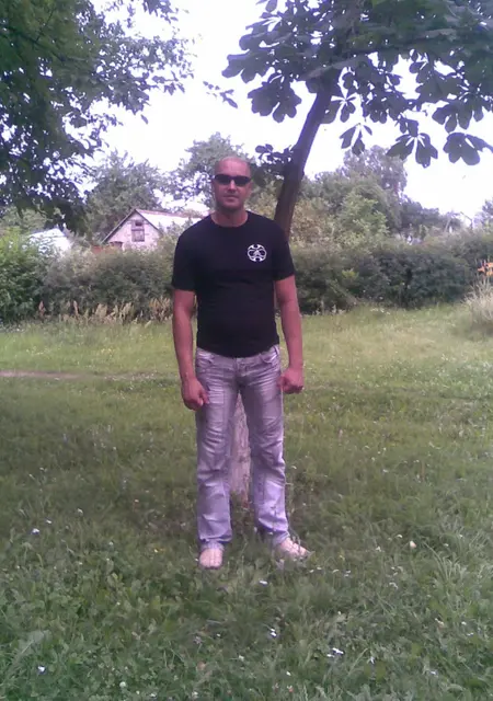 Я Александр, 47, знакомлюсь без обязательств в Молодечно