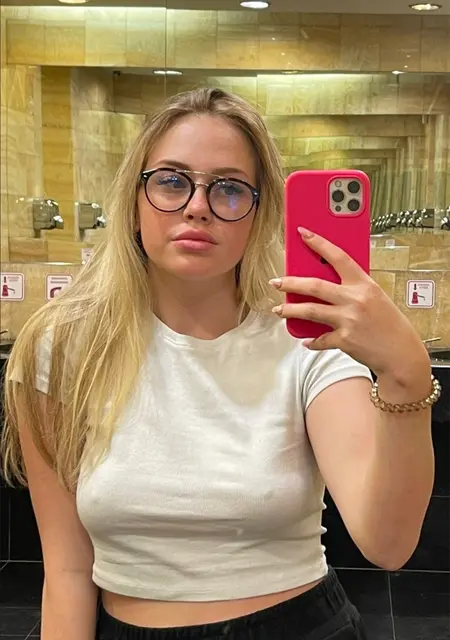 Я Виктория, 19, из Тулы, ищу знакомство для дружбы