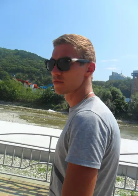 Я Дмитрий, 37, из Выксы, ищу знакомства на одну ночь