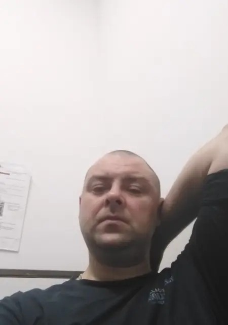 Игорь из Санкт-Петербурга, ищу на сайте знакомства на одну ночь