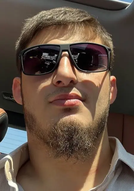 Я Evri Bari, 24, знакомлюсь без обязательств в Махачкале