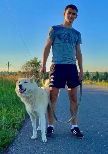 Александр из Рузы, мне 21, познакомлюсь на одну ночь