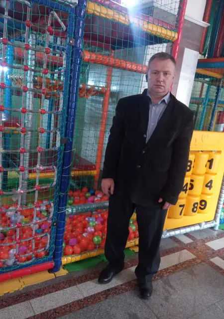 Владимир из Североуральска, ищу на сайте знакомства на одну ночь