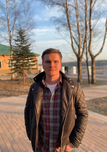 Я Александр, 35, знакомлюсь для вирта в Калуге