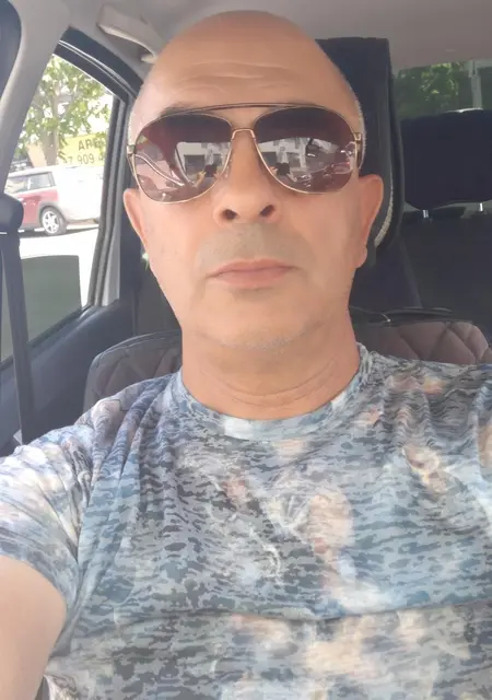 Я Артур, 61, знакомлюсь без обязательств в Ростове-на-Дону