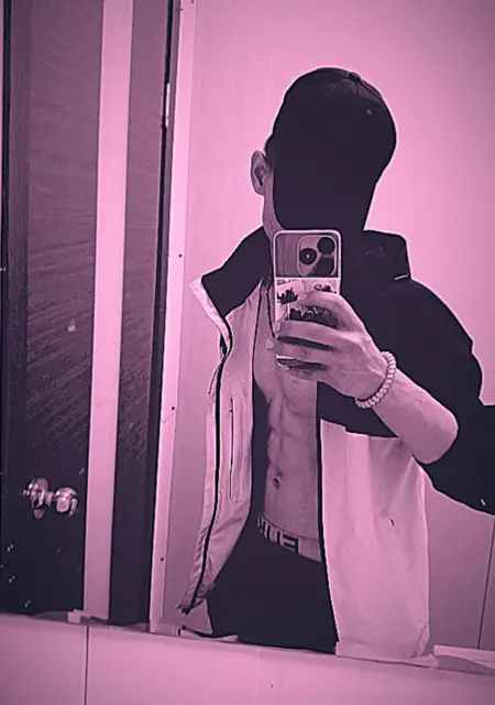 Я Алексей, 21, из Магадана, ищу знакомство для постоянных отношений